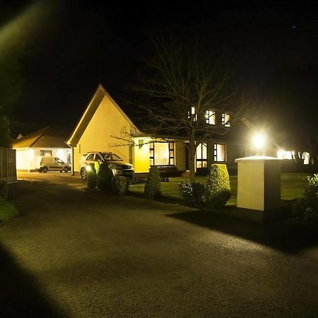 Hillview House Otel Lusk Dış mekan fotoğraf