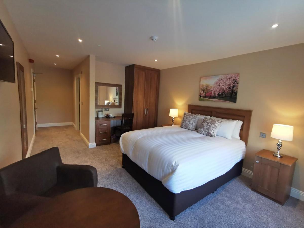Hillview House Otel Lusk Dış mekan fotoğraf