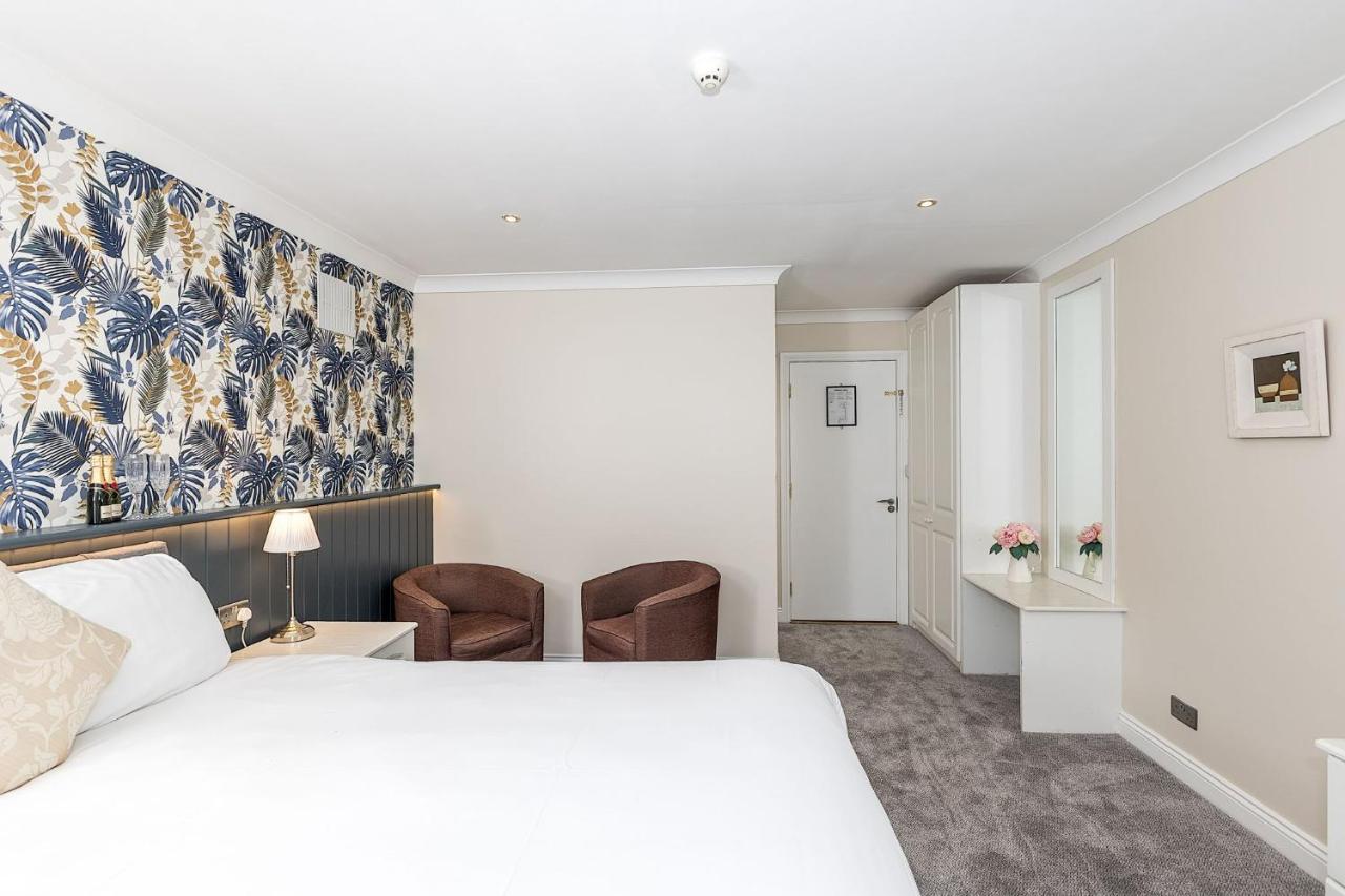Hillview House Otel Lusk Dış mekan fotoğraf