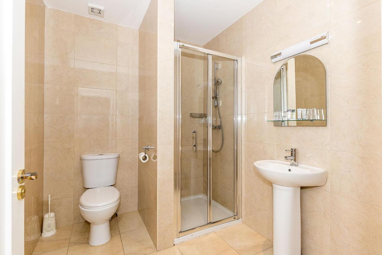 Hillview House Otel Lusk Dış mekan fotoğraf