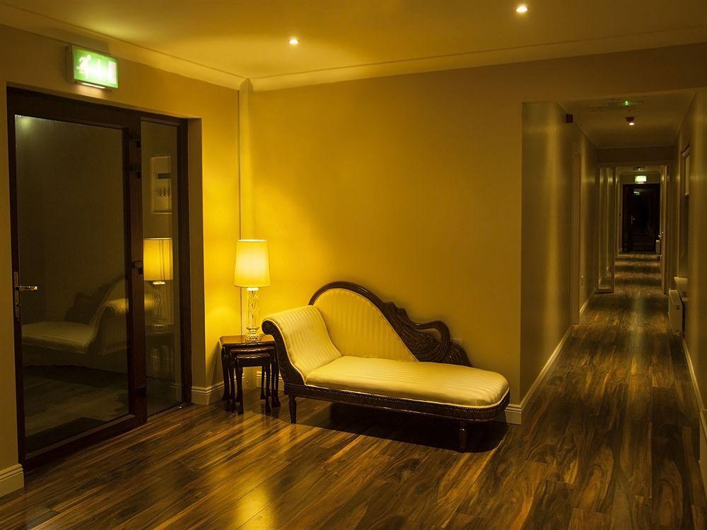 Hillview House Otel Lusk Dış mekan fotoğraf