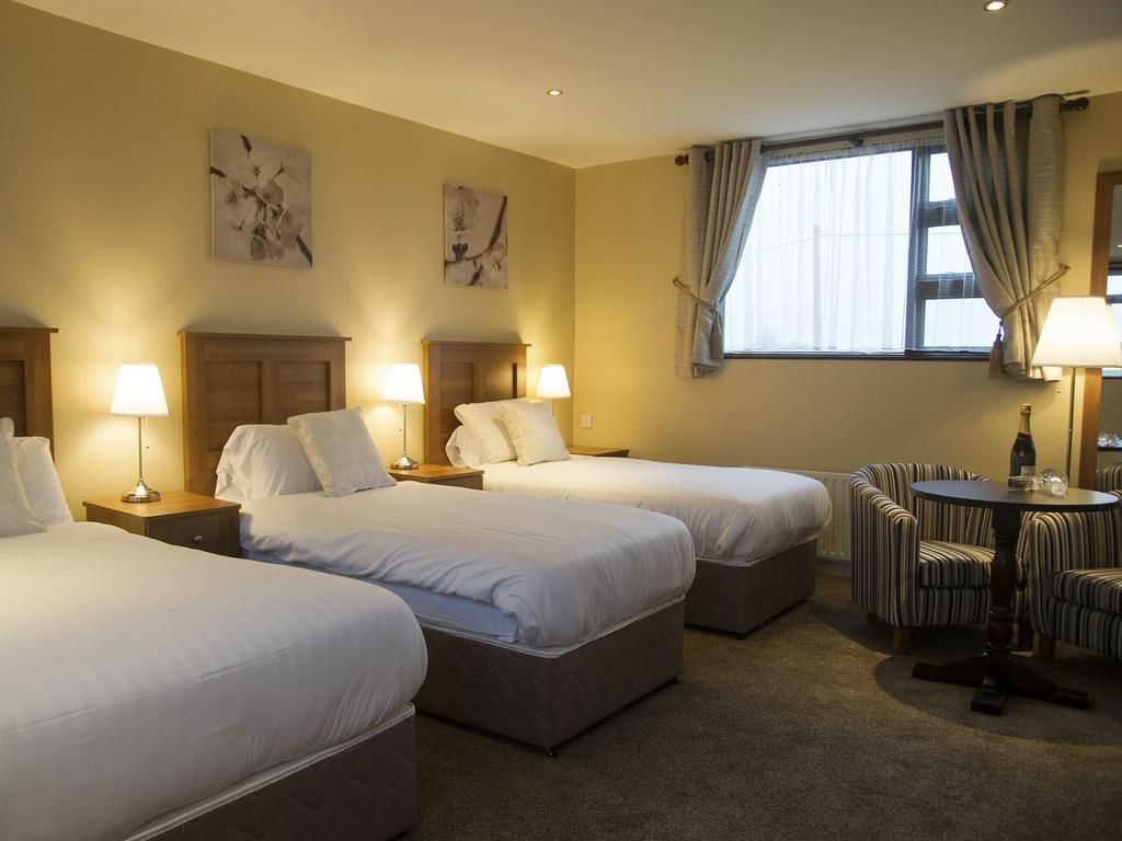 Hillview House Otel Lusk Dış mekan fotoğraf